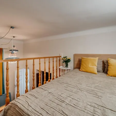 Alpari Apartments-2